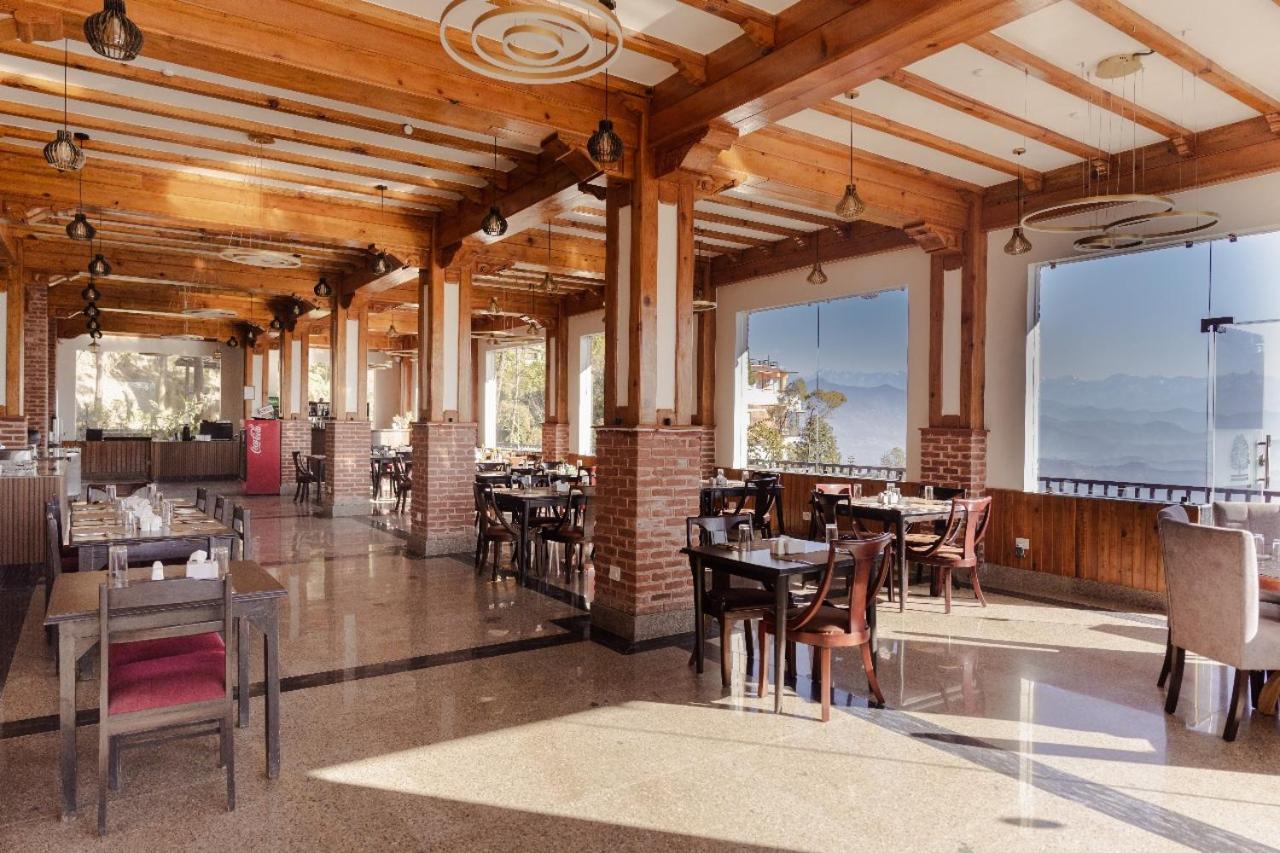 Hotel Chautari Pvt Ltd Нагаркот Екстериор снимка